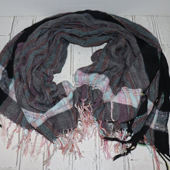 Gray & Multicolor Square Scarf with Fringe – 36" × 38" Boho Texture · Artistic - Picture 1 of 3